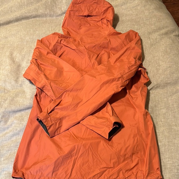 Patagonia Orange Hooded Rain Jacket - Picture 3 of 4